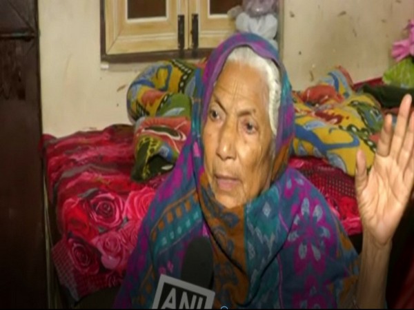 The victim whose house was burnt in 2020 riots has said that she does not even recognise Dinesh Yadav. (Photo/ANI)
