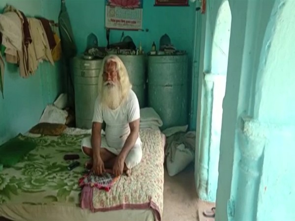 Ram Kumar Das, Mahant, Ram Janki Mandir (ANI).