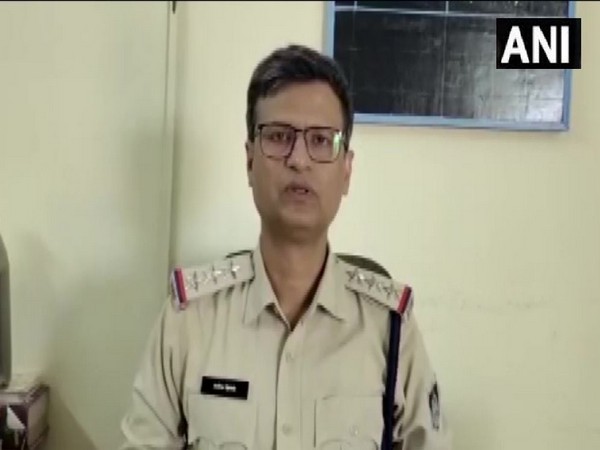 Police station in-charge Satish Dwivedi, Dwarkapuri, Indore (Photo/ANI)