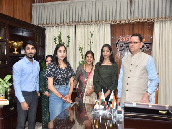 Students of Kendriya Vidyalaya meet Uttarakhand CM Pushkar Singh Dhami (Photo/ANI)