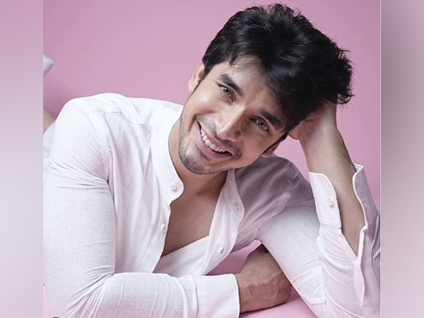 Paras Kalnawat (Image Source: Instagram)