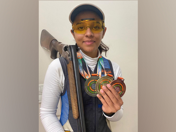 Darshna Rathore with her medals won at the 64th NSCC in Patiala on Wednesday (Image: NRAI)