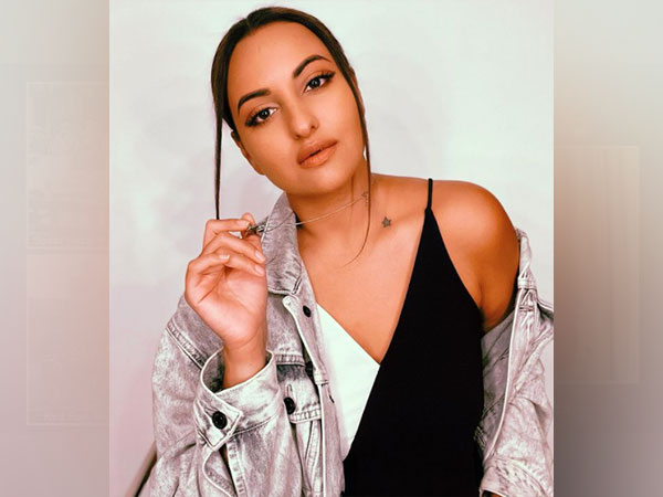 Sonakshi Sinha (Image source: Instagram)