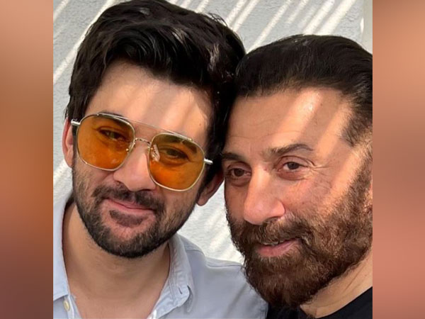 Sunny Deol with Karan Deol (Image source: Instagram)