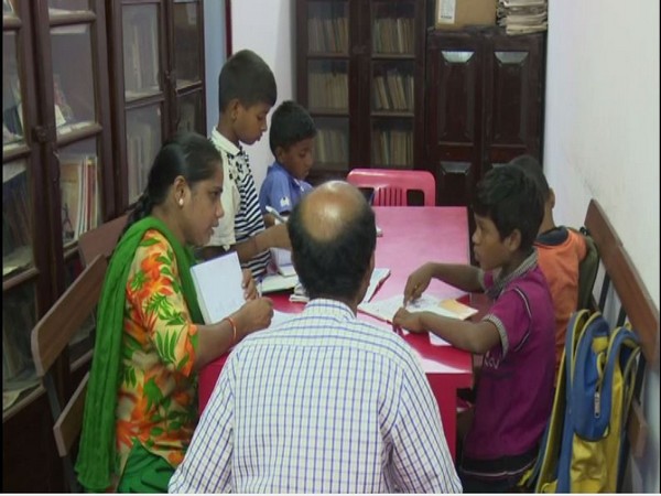 Underprivilged schildren studying in Navbharat Night High School in Mangaluru, Karnataka [Photo/ANI]