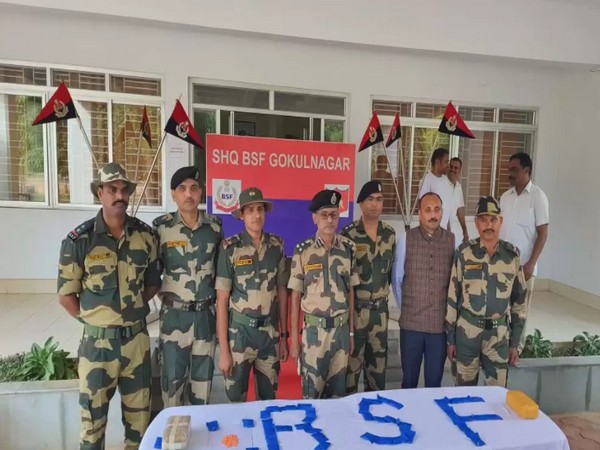 BSF officials seized contraband items worth Rs 27 crore in 2021 under one sector (Photo/ANI)