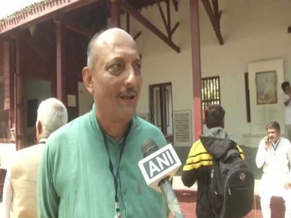 Director of Sabarmati Ashram Atul Pandya speaking to ANI. Photo/ANI 