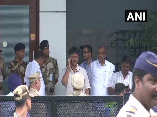 Karnataka Minister DK Shivakumar and JD(S) MLA Shivalinge Gowda arrive in Mumbai.