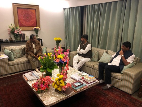 ongress leaders DK Shivakumar and DK Suresh met party leader P Chidambaram in New Delhi on Thursday.
