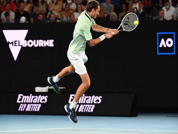 Daniil Medvedev in action against Nick Kyrgios (Image: Ausopen.com)