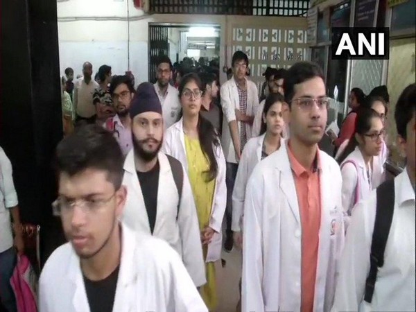 Protesting doctors at Bara Hindu rao hospital in North Delhi on Monday (ANI)