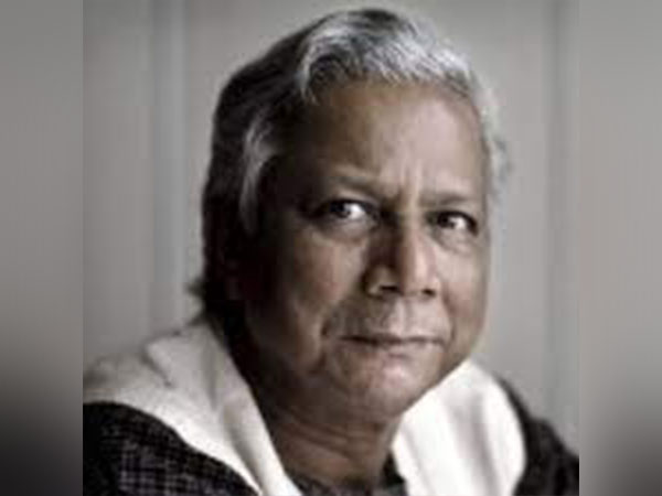Professor Yunus' Grameen Telecom (Photo: Twitter)
