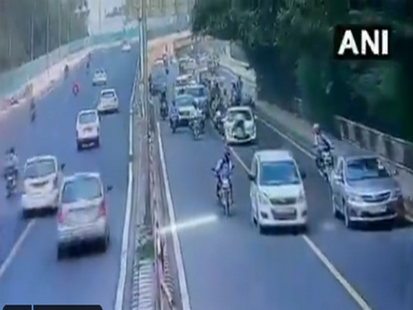 Visual of constable being dragged on bonnet of the car. (Photo/ANI)