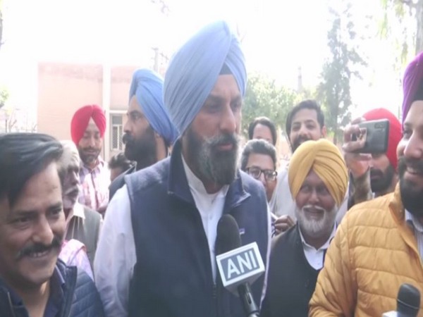 Shiromani Akali Dal leader Bikram Singh Majithia (Photo:ANI)