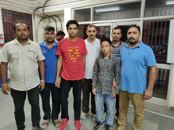 Two inter-state drug peddlers arrested by Delhi police