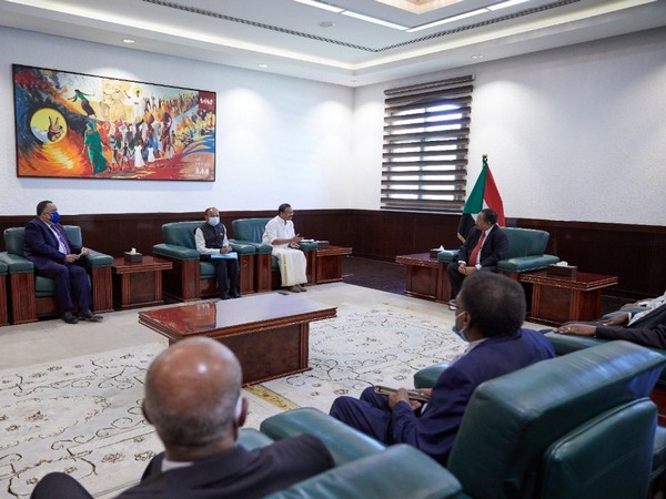 Muraleedharan meets Sudan PM Abdalla Hamdok (Photo Credit: Twitter)