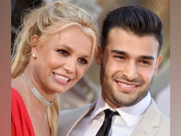 Britney Spears, Sam Asghari (Image source: Instagram)