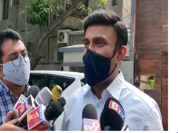 Private Hospitals and Nursing Homes Association's (PHANA) executive committee member Dr Rajashekar speaking to media on Wednesday