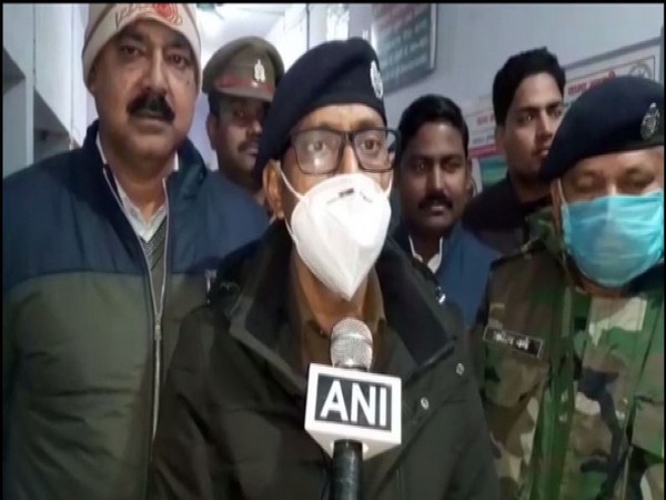 Superintendent of Police Manoj Sonkar speaking to ANI. (Photo/ANI)