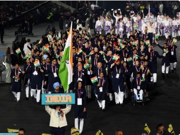Indian contingent (Photo courtesy: Indian Olympic Association)