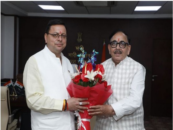 Uttarakhand Chief Minister Pushkar Singh Dhami with Union Minister Mahendra Nath Pandey (Photo/ANI)