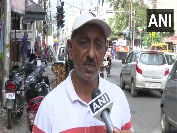 Imran Malik's father Abdul Rashid.