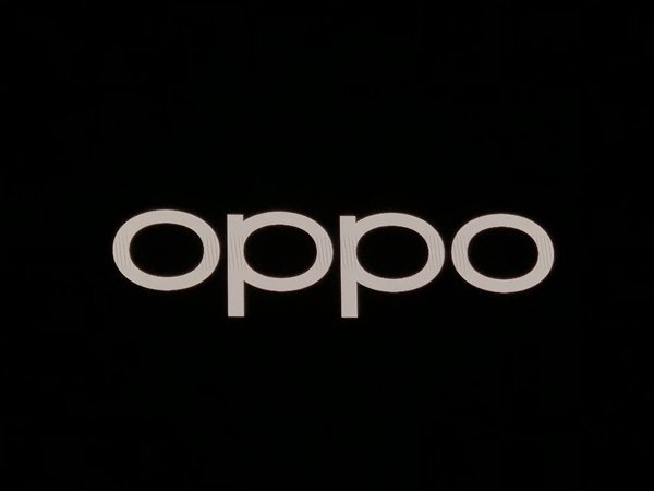 In an official tweet, Oppo revealed that the Reno 2 will come with four cameras at the back and a 20x zoom support.