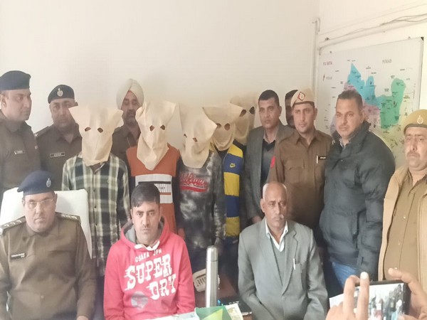 Haryana police with five accused on Tuesday. Photo/ANI