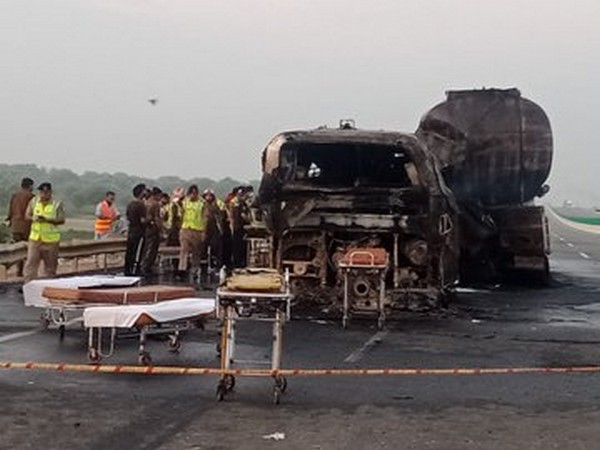 20 killed, 6 injured in fiery bus-tanker collision in Pakistan's Sindh (Photo Credit: Multan Commissioner's Twitter)