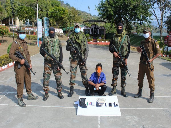 Arrested NSCN (R) cadre in Arunachal Pradesh's Changlang (Photo/ANI)