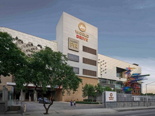 Jio World Drive at Bandra Kurla Complex