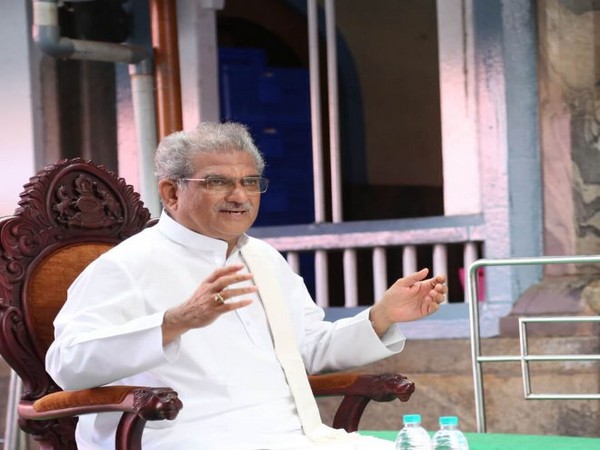 Dharmasthala Veerendra Heggade (Photo credit: shridharmasthala.org)