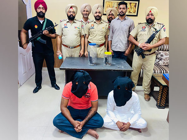 Mohali police arrests two active members of Lawrence Bishnoi gang.