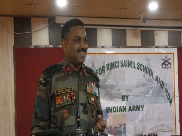 Brigadier Alok Dash, Commander 10 Sector Rashtriya Rifles (Photo:ANI)