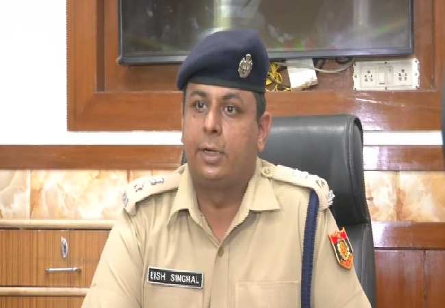 DCP New Delhi Eish Singhal speaking to media on Monday.
