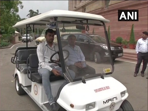 Electric gold cart ferrying people inside parliament premises in New Delhi (photo/ANI) 