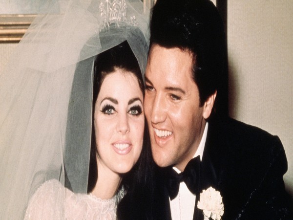 Priscilla Presley and Elvis Presley (Source: Twitter)