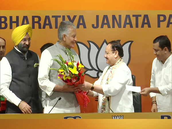 Sunil Jakhar joins Bharatiya Janata Party (BJP) in presence of the party national president JP Nadda. (ANI/photo)