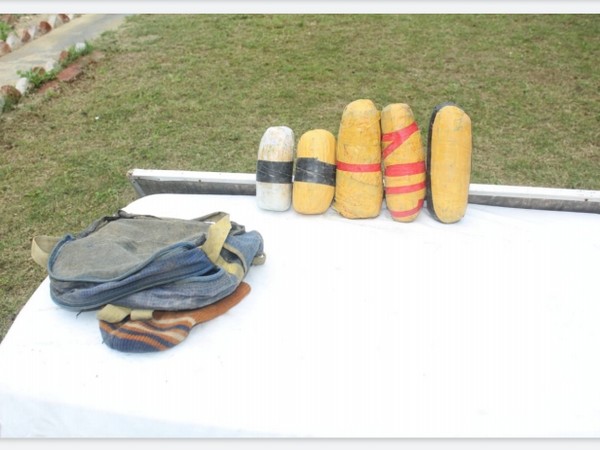 The seized contraband by BSF Punjab Frontier (Photo credit: Twitter@BSF_Punjab)