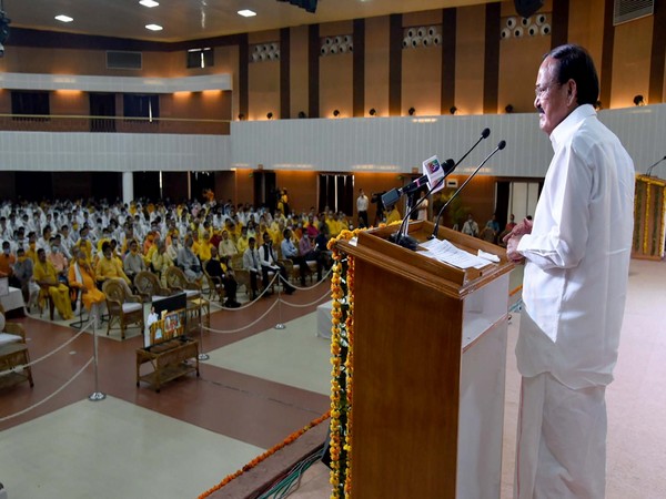 Vice President, M. Venkaiah Naidu addressing the gathering in Haridwar (Pic Credit - @VPSecretariat)