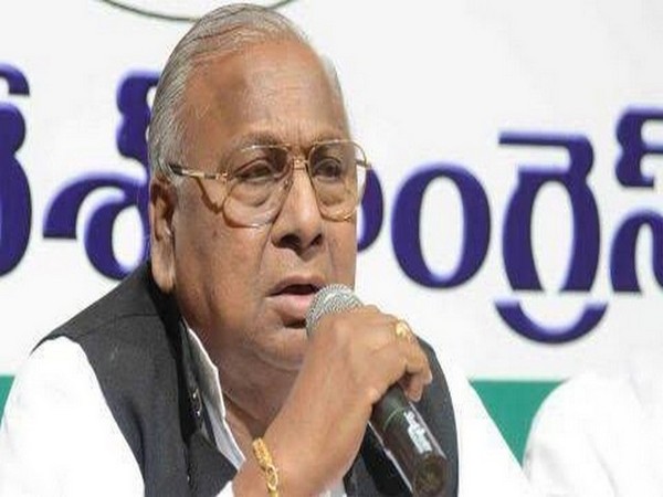 Congress leader V. Hanumantha Rao  (Photo source: Twitter)