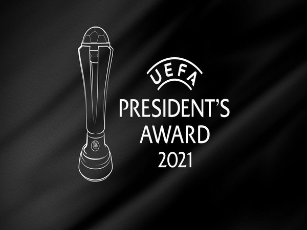UEFA President's Award (Photo: Twitter/UEFA.com)