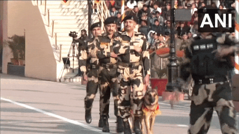 Visuals from beating retreat ceremony at Attari-Wagah border (Photo/ANI)