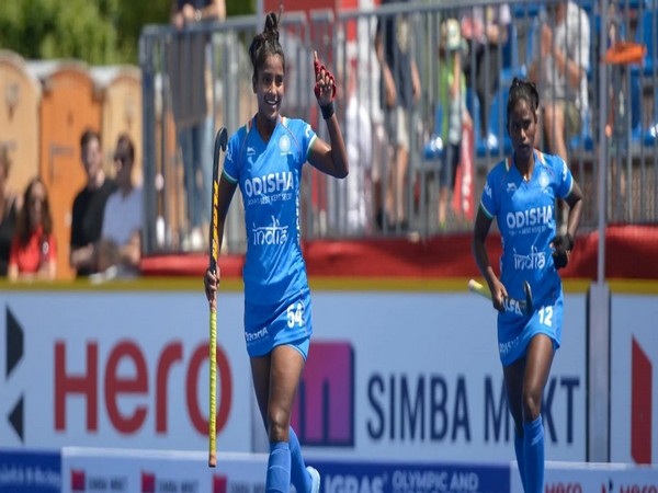 Indian women's team (Photo/Hockey India)