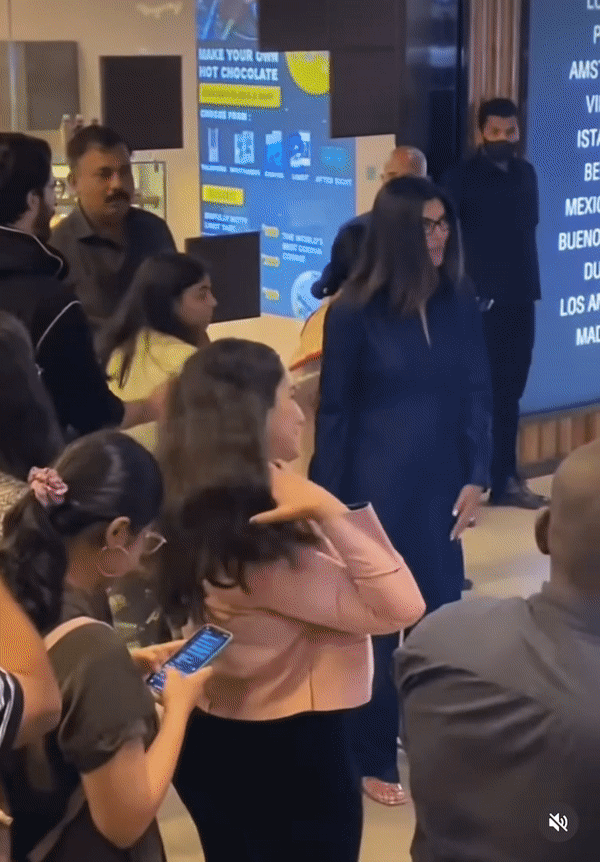 Sushmita Sen and Rohman Shawl (Image source: Twitter)