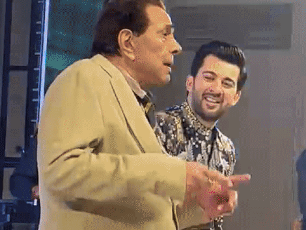 Dharmendra with Karan Deol (Image Source: Instagram)