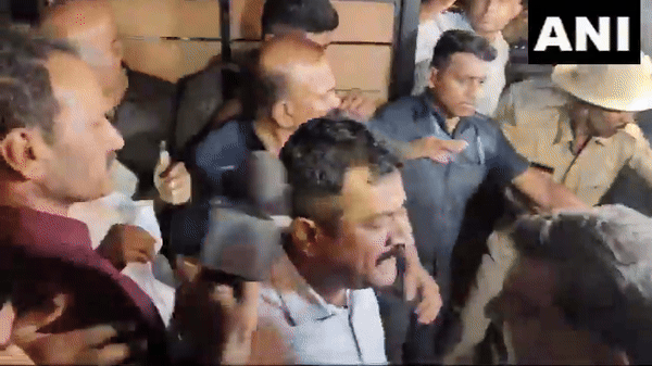 JD-S leader HD Revanna into custody (Photo/ANI)