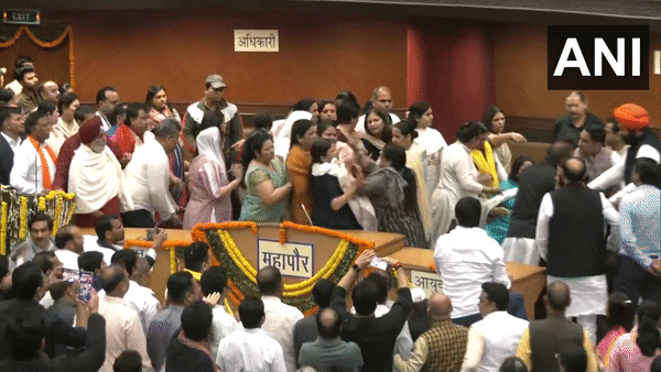 Visual of the clash between AAP and BJP councillors (Photo/ANI)