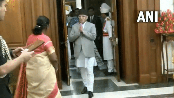 Nepal PM Pushpa Kamal Dahal meets President Droupadi Murmu at Rashtrapati Bhavan in New Delhi. (Video: ANI)