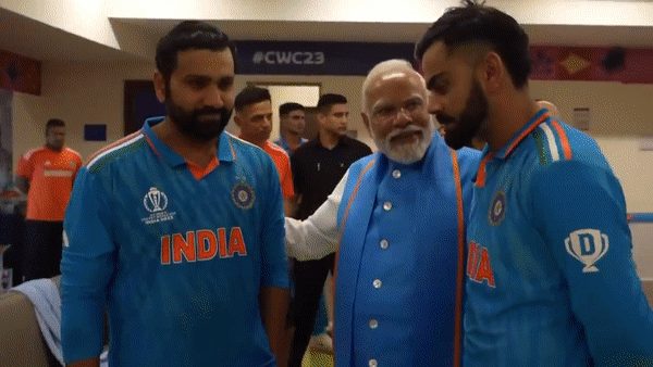 PM Modi with Rohit Sharma and Virat Kohli. (Picture: PMO)